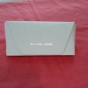 MICHAEL KORS CASE